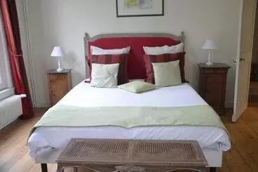 ベッドアンドブレックファースト Chambres D Hôtes Du Bas Manoir