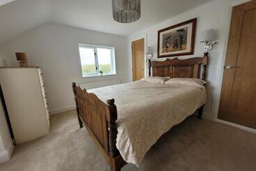 Жильё для туристов Helen S