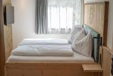 ツーリストアパートメント Chalet Am Wiesenweg