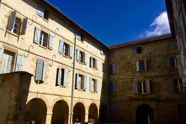 Apartamentos turísticos Jasmin 1 Jeanne D Albret