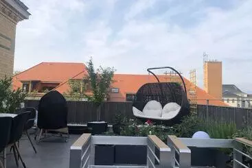 آپارتمان‌های توریست‌ها König Albert Residenz Nahe Bmw , Porsche , Dhl Und Messe