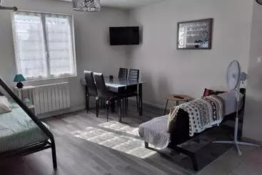 Turistihuoneistot Maison Studio Individuelle Fraichement Rénovée