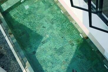 Hotel Hm Social Karawaci