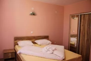 هتل хотел александър