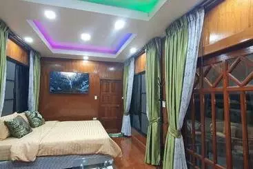 Pension บ้านสวนในฝัน ตลาดน้ำท่าคา