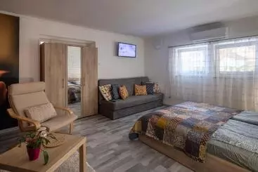 Apartamenty turystyczne Szürke Vendégház Balatonkenesén