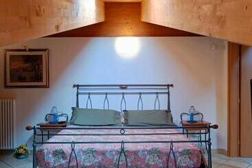 Bed & Breakfast Lucy