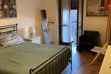Room Saronno + B&b
