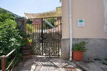 Turistlejligheder Acciuga House