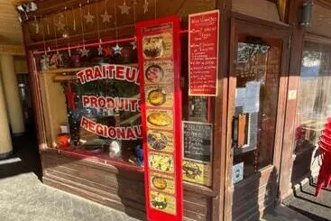 ツーリストアパートメント Chalet Familial Au Pied Des Pistes Et Commerces