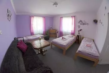 Majatalo Penzion Kamenný Dvůr
