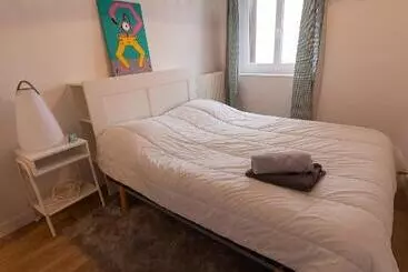 ツーリストアパートメント Votre Maison Loin De Chez Vous