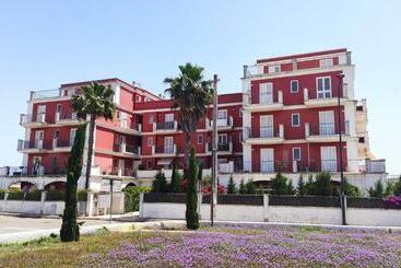 Turistihuoneistot Corte Degli Aranci