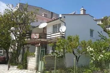 Pensió Fema Guest House