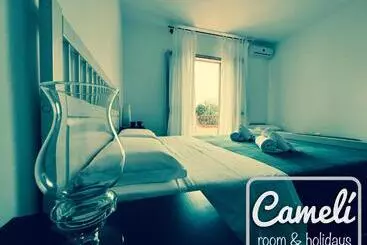 Bed and Breakfast Camelì Rooms & Holidays