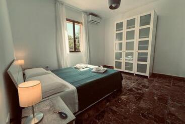 Bed and Breakfast Camelì Rooms & Holidays