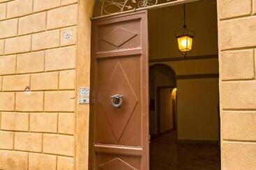 膳宿费 Attilio Camere