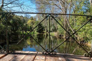 تختخواب و صبحانه Il Casale Di Villa Rossi