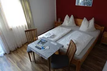 Majatalo Gästehaus Posch