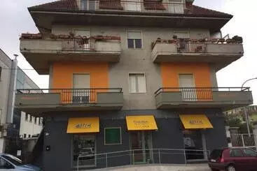 Majatalo Hostal Al Porto