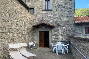 Turistihuoneistot Torre Cavina