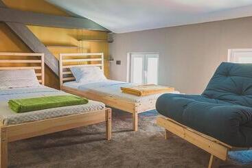 Schronisko Temple House