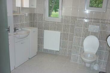 פנסיון Penzion V Maštali