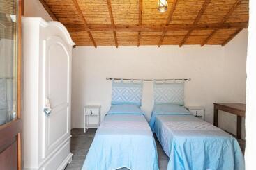 דירות לתיירים Casa Vacanza Stazzu Saiacciu