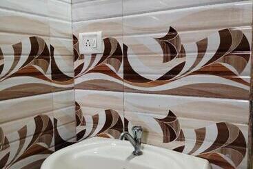 בית מלון כפרי Calangute Suites