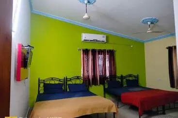 Hotelli Calangute Suites