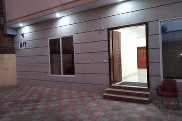 هتل Taj Palace Multan