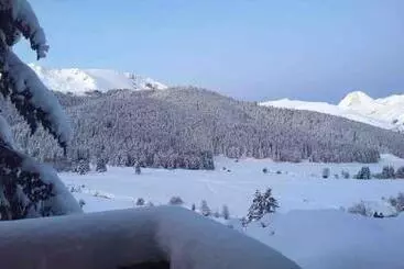 آپارتمان‌های توریست‌ها Adorable Chalet Sur Le Lac De Payolle