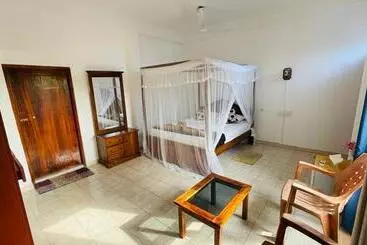 Bed and Breakfast Sunny Mood Guest House