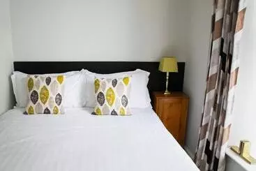 ツーリストアパートメント Number 5, 8 10 Cheltenham Mount