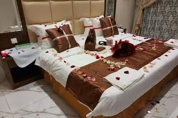 Huoneistohotelli شاليهات سويت هوم الدرب الكدره