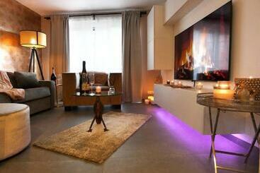 Turistlägenheter Suitedreams   Relax Suite Liège