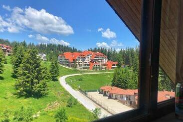 شقة فندقية ски студио хрис в комплекс лъки пампорово