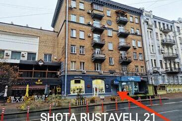 Huoneistohotelli Kiev City Center