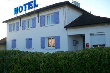 בית מלון כפרי Au Charme Du Levat