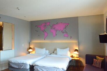 ホテル Ibis Styles Jakarta Airport