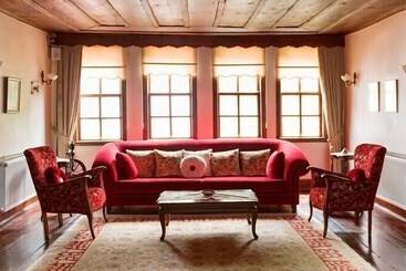 Hotel Ugurlu Konaklari