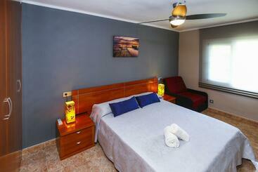 Turistihuoneistot Fores 1 Planet Costa Dorada