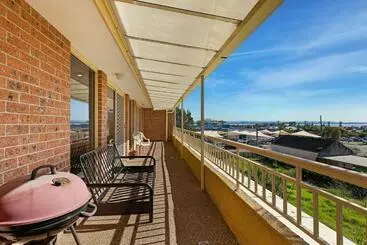 ツーリストアパートメント Taylor Apartment