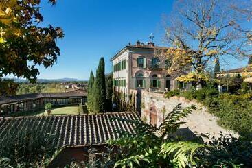 Turistihuoneistot Trasuda Eleganza Ed Esclusività