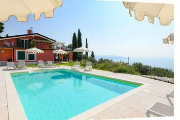 דירות לתיירים Ca Rossa Orchidea 1 By Garda Fewo