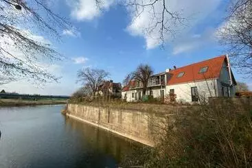 Turistihuoneistot Loft Im Schleusenhaus
