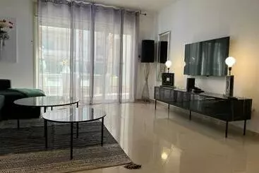 آپارتمان‌های توریست‌ها Charmant Appt Dans Résidence De Luxe