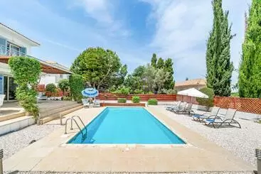 Apartamente turistice Villa Akamas Serenity By Ezoria Villas