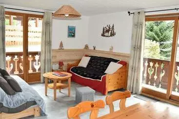 ツーリストアパートメント Charmant 2 Pièces Ensoleillé Avec Balcon, Près Des Pistes Et Centre, Parking Inclus   Fr 1 464 199