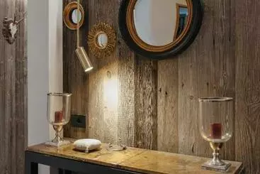 ツーリストアパートメント The Grey Lodge At Bosco Verde